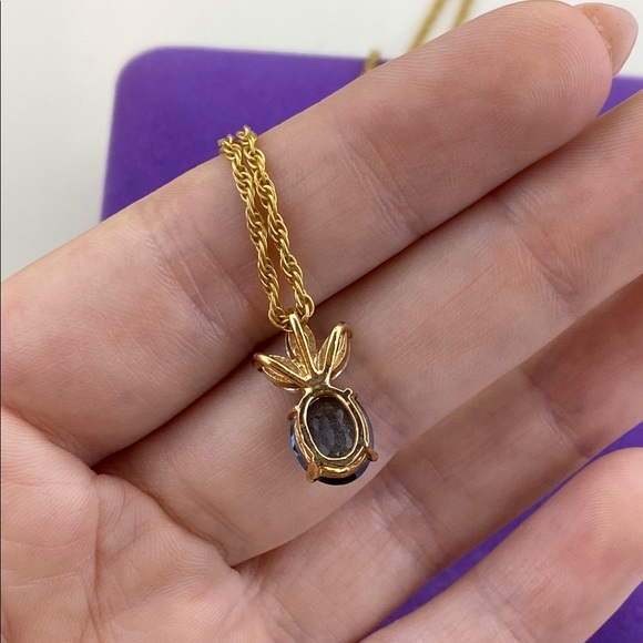 💛 Vintage Gold Plated Faux Blue & White Sapphire Necklace - Picture 3 of 7